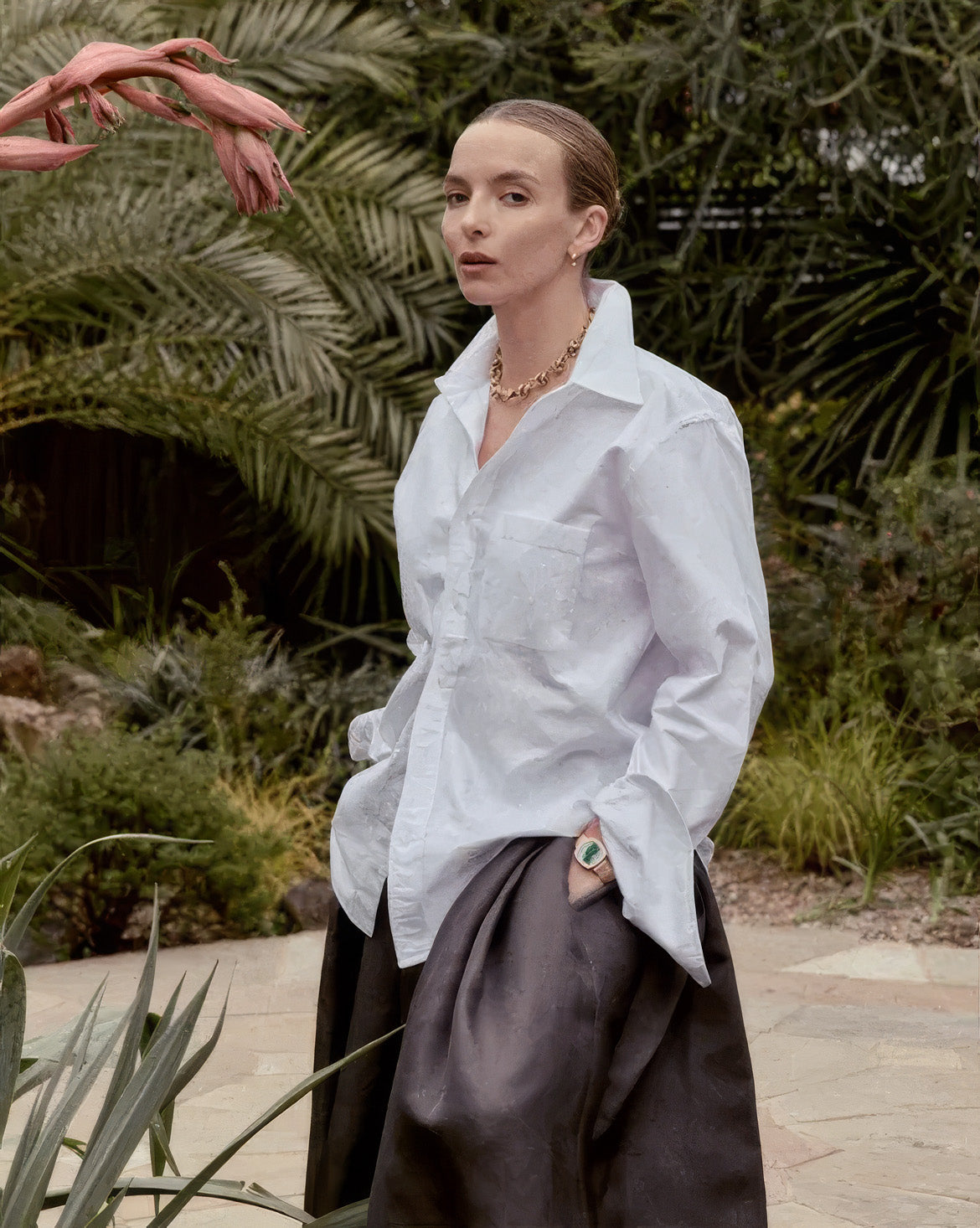 Jodie Comer in Christina Caruso Love Knot Necklace