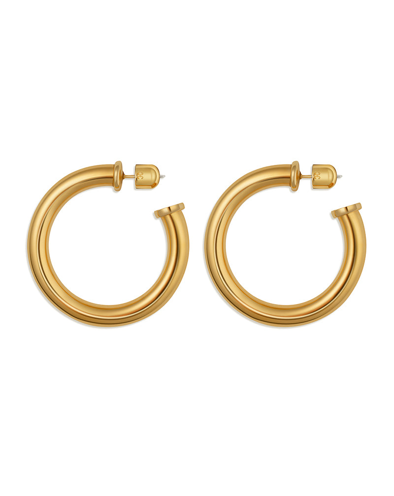 Medium Hoop Earring in gold